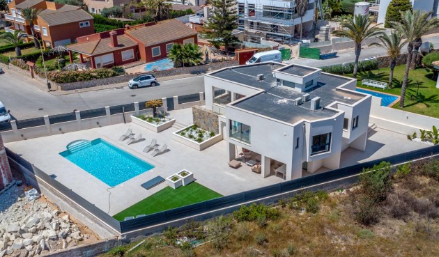 Brukt - Villa -
Torrevieja - La Veleta