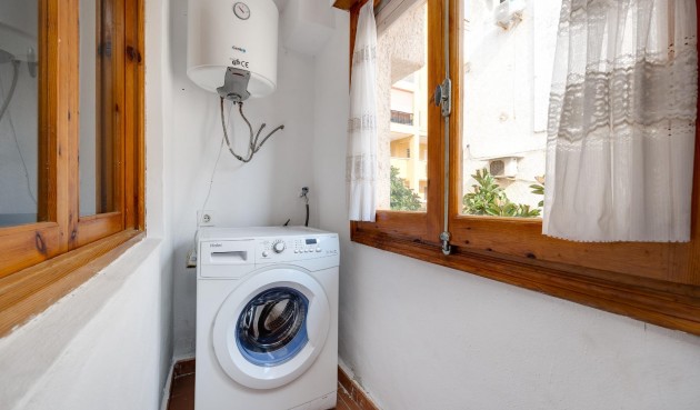 Återförsäljning - Apartment -
Torrevieja - La Mata