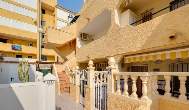 Återförsäljning - Apartment -
Torrevieja - La Mata