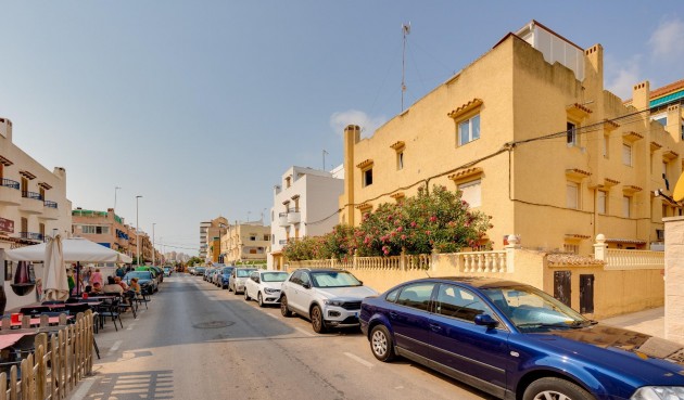 Återförsäljning - Apartment -
Torrevieja - La Mata