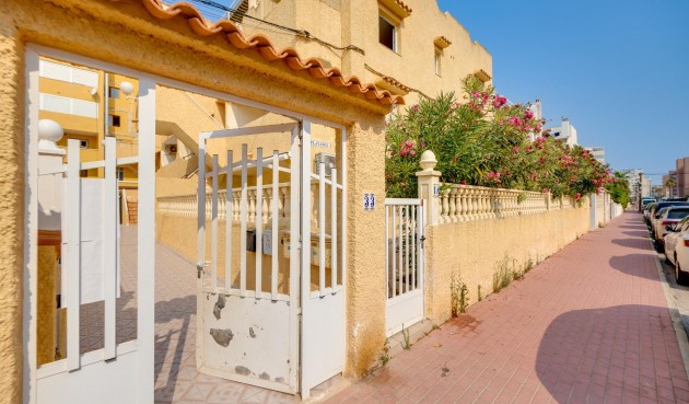 Återförsäljning - Apartment -
Torrevieja - La Mata