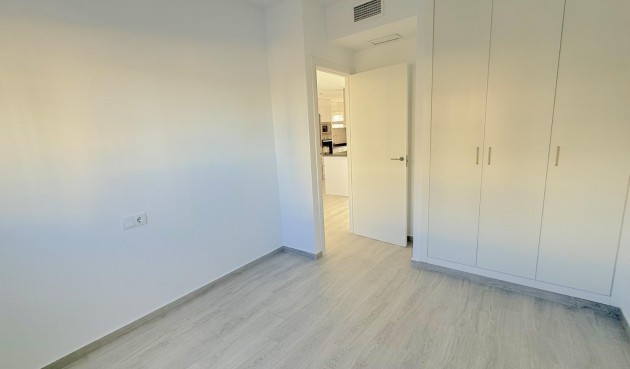 Brukt - Apartment -
Orihuela Costa - La Zenia