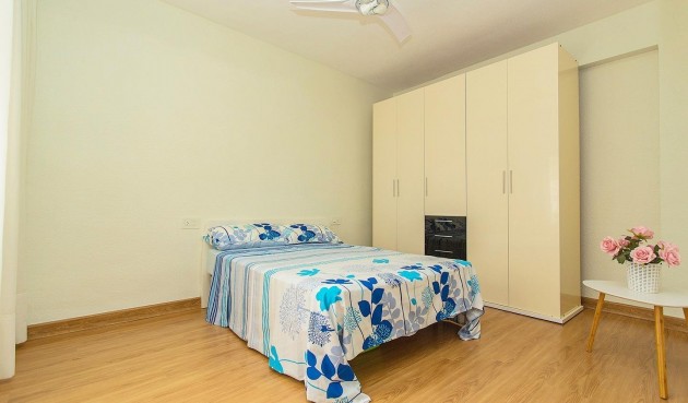 Brukt - Apartment -
Torrevieja - Playa del Cura