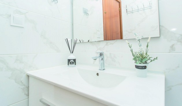 Brukt - Apartment -
Torrevieja - Playa del Cura