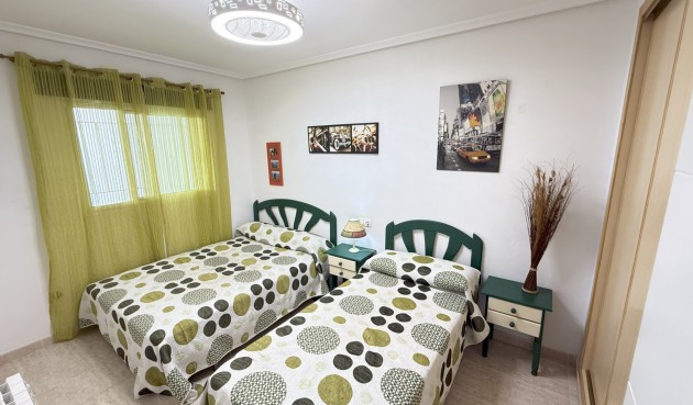 Återförsäljning - Apartment -
Orihuela Costa - Costa Blanca