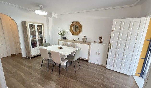 Brukt - Villa -
Orihuela Costa - Costa Blanca