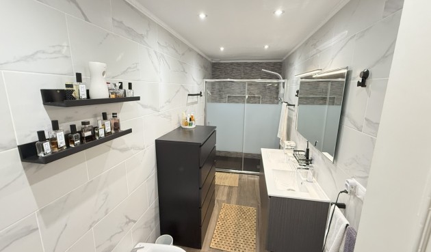 Brukt - Villa -
Orihuela Costa - Costa Blanca