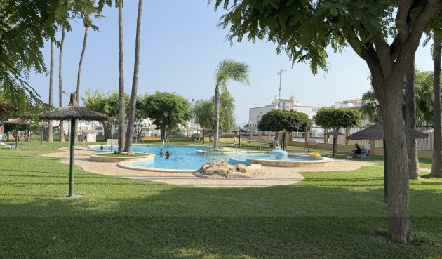 Brukt - Villa -
Orihuela Costa - Costa Blanca