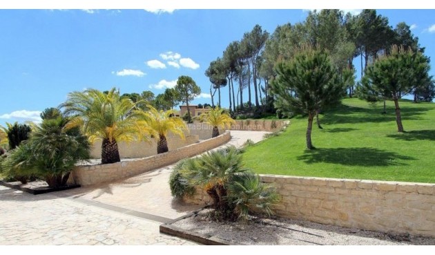 Återförsäljning - Villa -
Penaguila - Inland