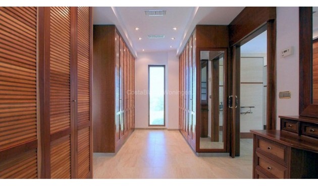 Återförsäljning - Villa -
Penaguila - Inland