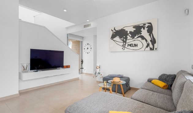 Brukt - Villa -
Orihuela Costa - Costa Blanca