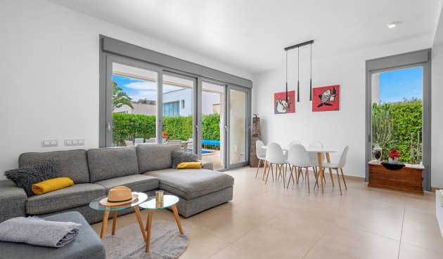 Brukt - Villa -
Orihuela Costa - Costa Blanca