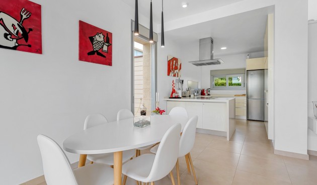 Brukt - Villa -
Orihuela Costa - Costa Blanca