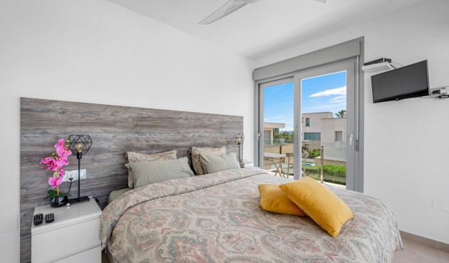 Brukt - Villa -
Orihuela Costa - Costa Blanca