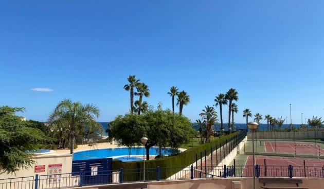 Brukt - Apartment -
Mil Palmeras - Costa Blanca