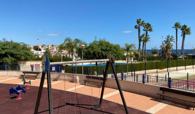 Brukt - Apartment -
Mil Palmeras - Costa Blanca