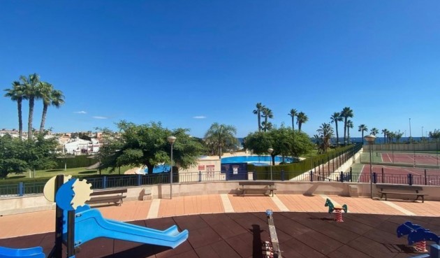 Brukt - Apartment -
Mil Palmeras - Costa Blanca