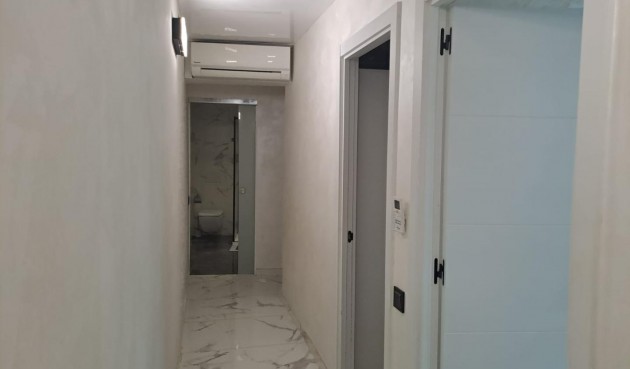 Resale - Apartment -
Torrevieja - Costa Blanca