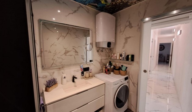 Resale - Apartment -
Torrevieja - Costa Blanca