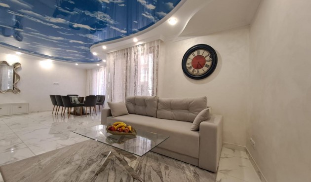 Resale - Apartment -
Torrevieja - Costa Blanca