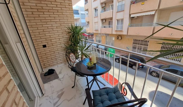 Resale - Apartment -
Torrevieja - Costa Blanca