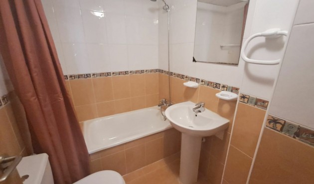 Återförsäljning - Apartment -
Guardamar del Segura - Costa Blanca
