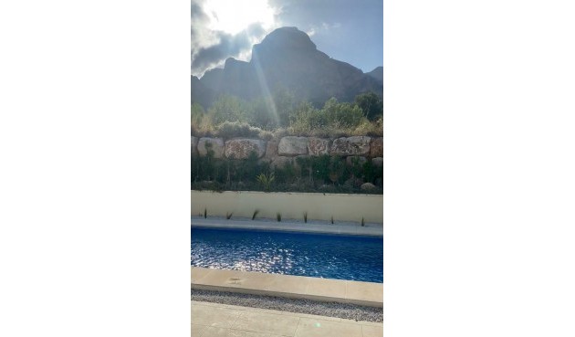 Återförsäljning - Town House -
Polop - Costa Blanca