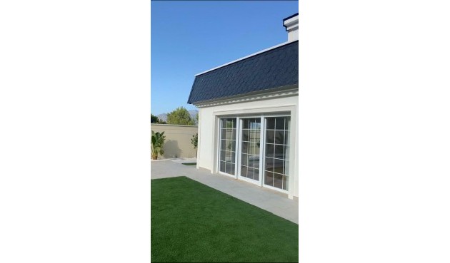 Återförsäljning - Town House -
Polop - Costa Blanca