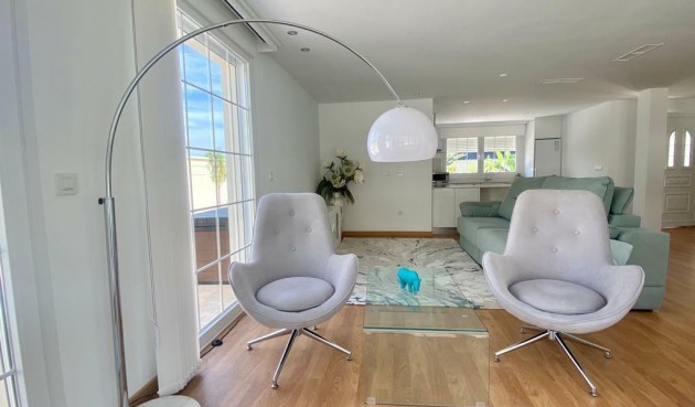 Återförsäljning - Town House -
Polop - Costa Blanca