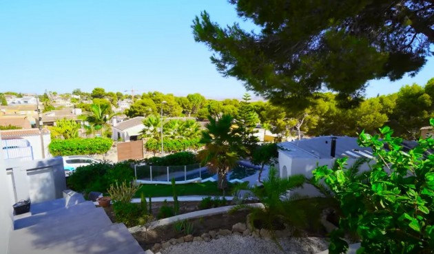Brukt - Town House -
Torrevieja - Costa Blanca