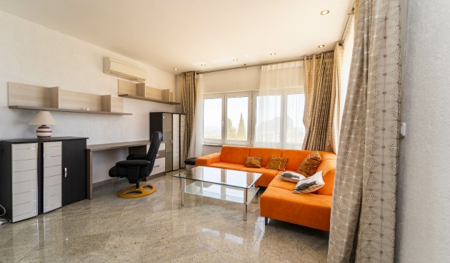Brukt - Town House -
Calpe - Costa Blanca