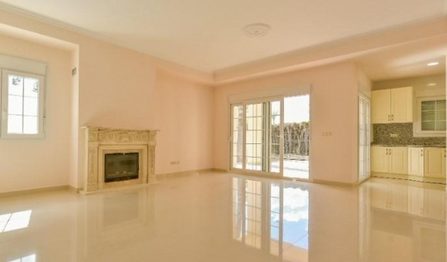 Återförsäljning - Town House -
Cabo Roig - Costa Blanca