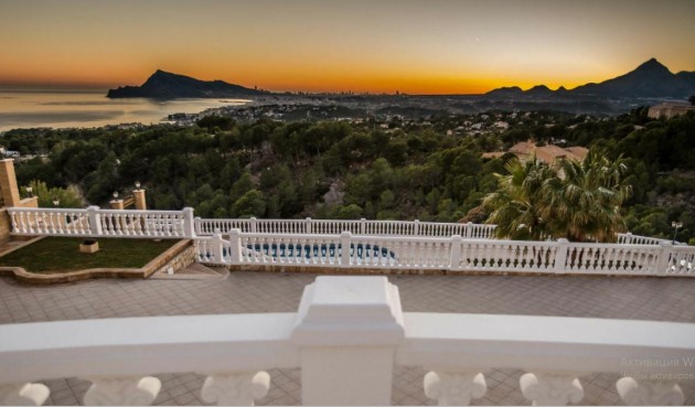 Brukt - Town House -
Altea - Costa Blanca