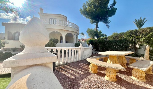 Reventa - Villa -
Torrevieja - San Luis