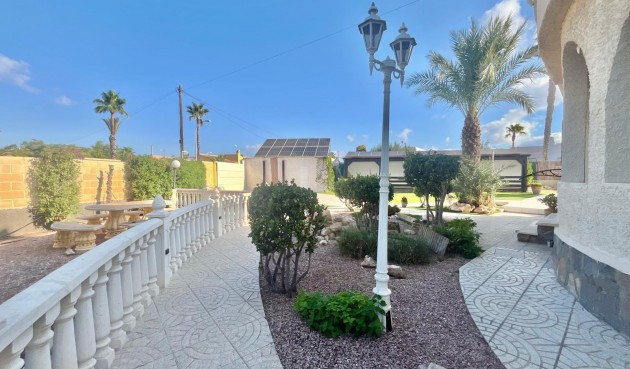 Reventa - Villa -
Torrevieja - San Luis