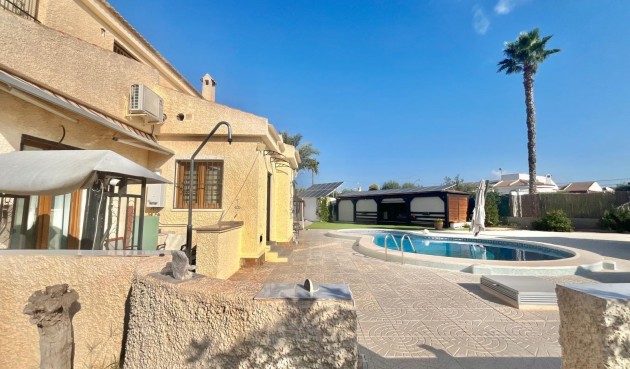 Reventa - Villa -
Torrevieja - San Luis