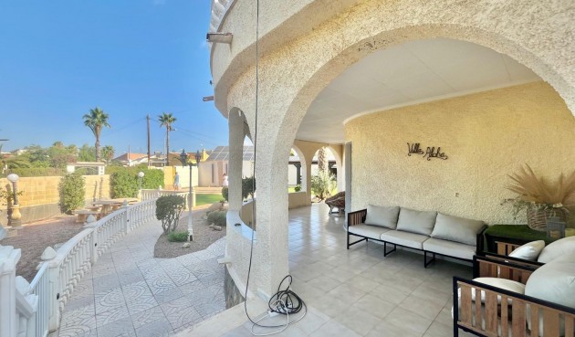 Reventa - Villa -
Torrevieja - San Luis