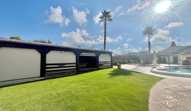 Reventa - Villa -
Torrevieja - San Luis