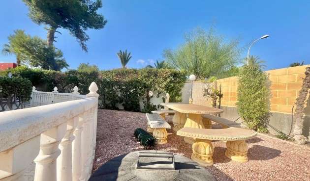 Reventa - Villa -
Torrevieja - San Luis