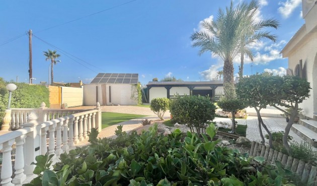 Reventa - Villa -
Torrevieja - San Luis