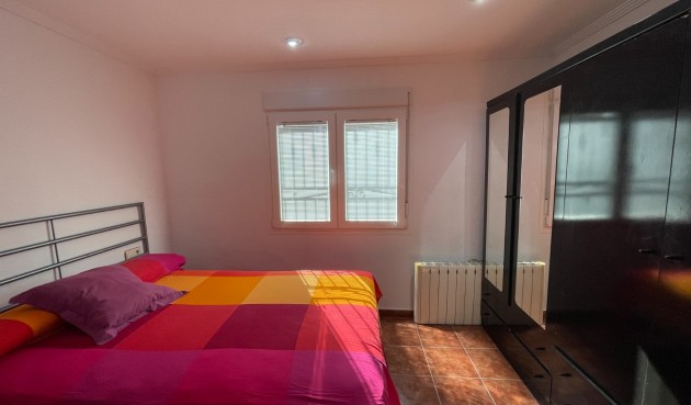 Resale - Villa -
Crevillent - Inland