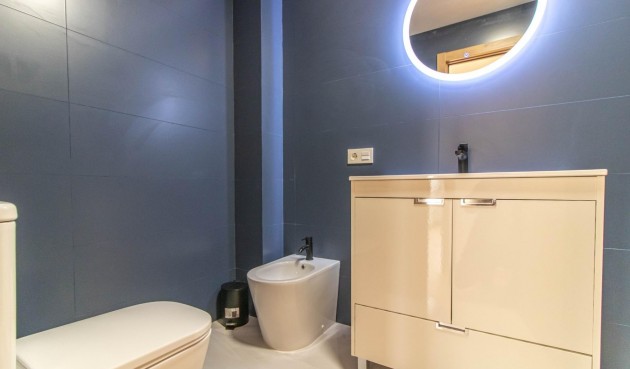 Resale - Apartment -
Torrevieja - Costa Blanca