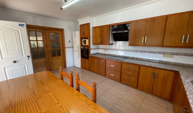 Brukt - Villa -
Crevillent - Inland