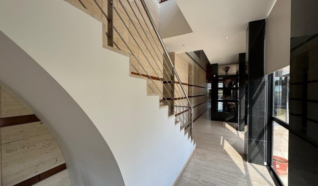 Resale - Villa -
Orihuela Costa - Altos De Campoamor