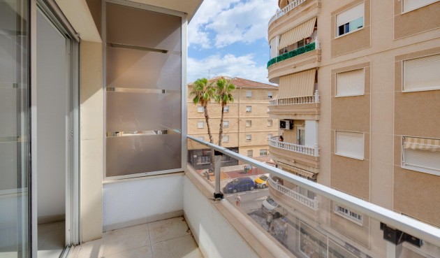 Resale - Apartment -
Torrevieja - Estacion De Autobuses
