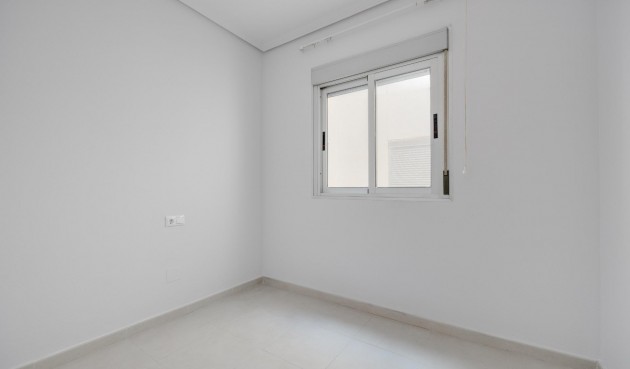 Resale - Apartment -
Torrevieja - Estacion De Autobuses