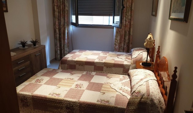 Resale - Apartment -
Torrevieja - Las Piscinas Naturales