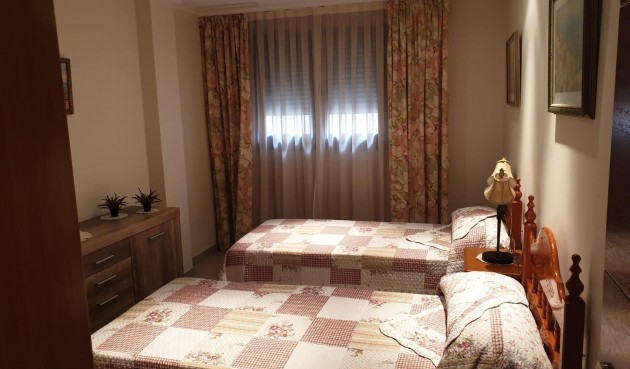 Resale - Apartment -
Torrevieja - Las Piscinas Naturales