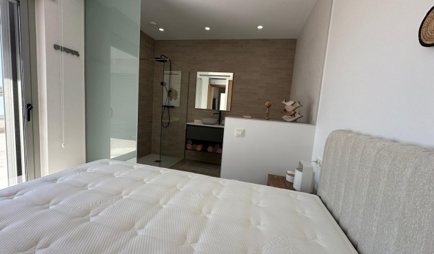 Brukt - Villa -
Benijofar - Costa Blanca