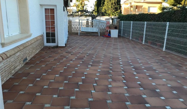 Resale - Villa -
Orihuela Costa - Costa Blanca